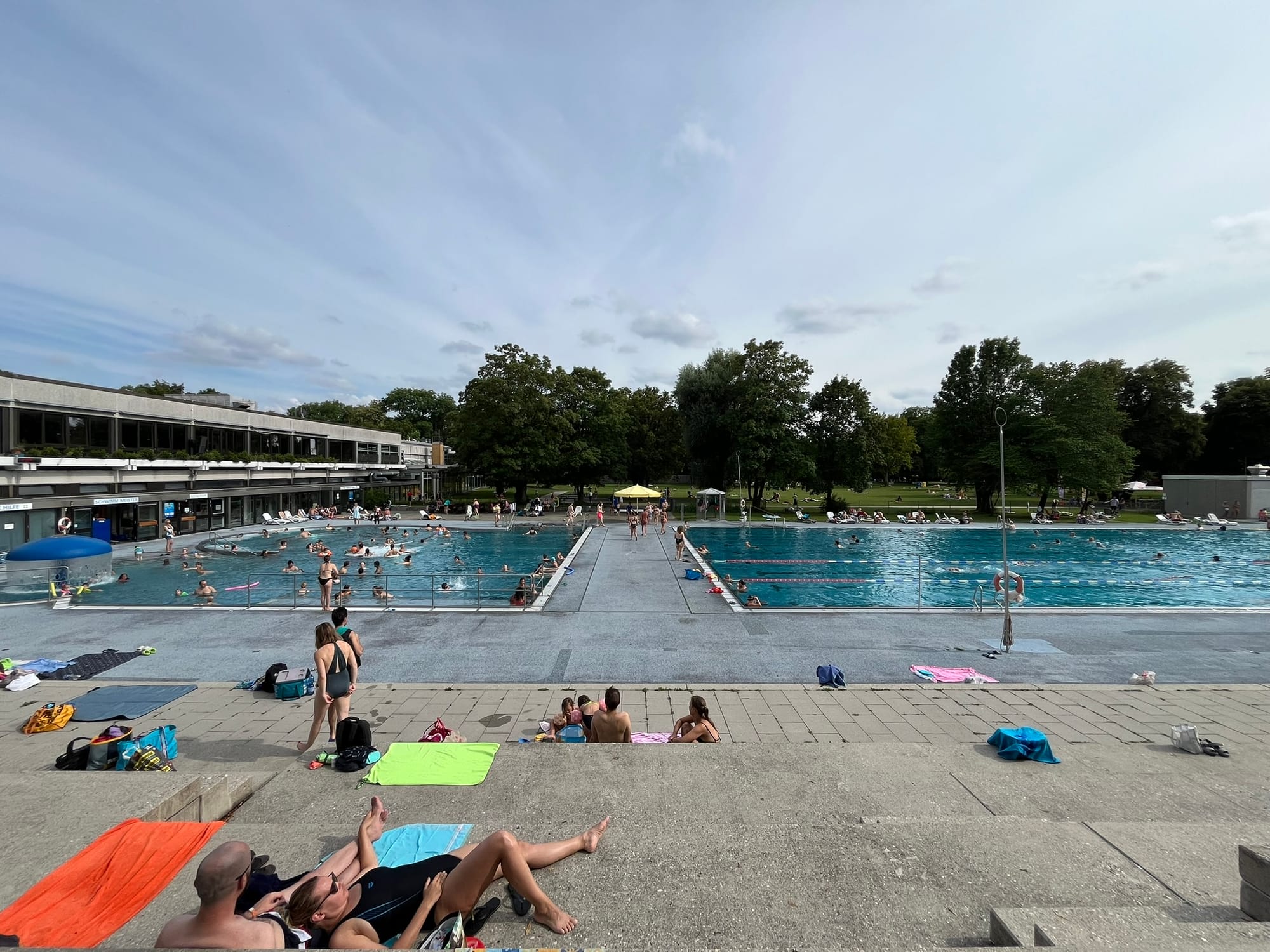 A Solo Traveller’s First Impressions of Munich