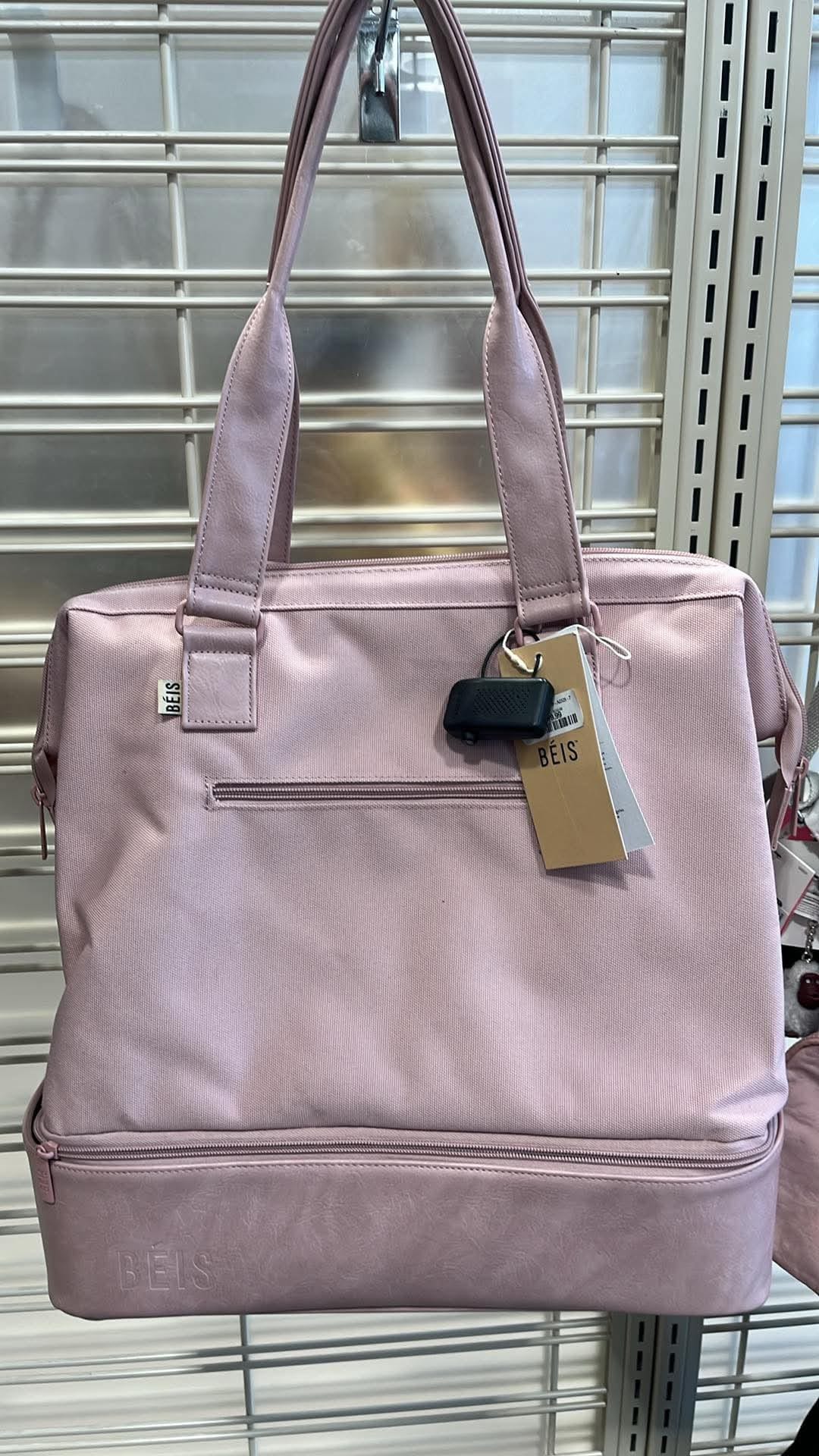 BÉIS Travel Luggage Review: Carry-On & Check-In Rollers