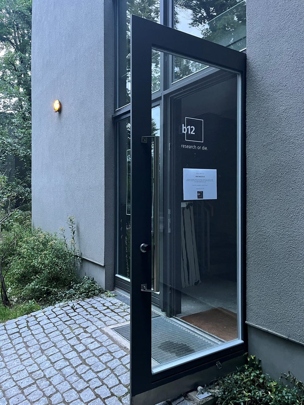 The Guide to Attending b12 Berlin Festival for Contemporary Dance & Performance Art (2024)