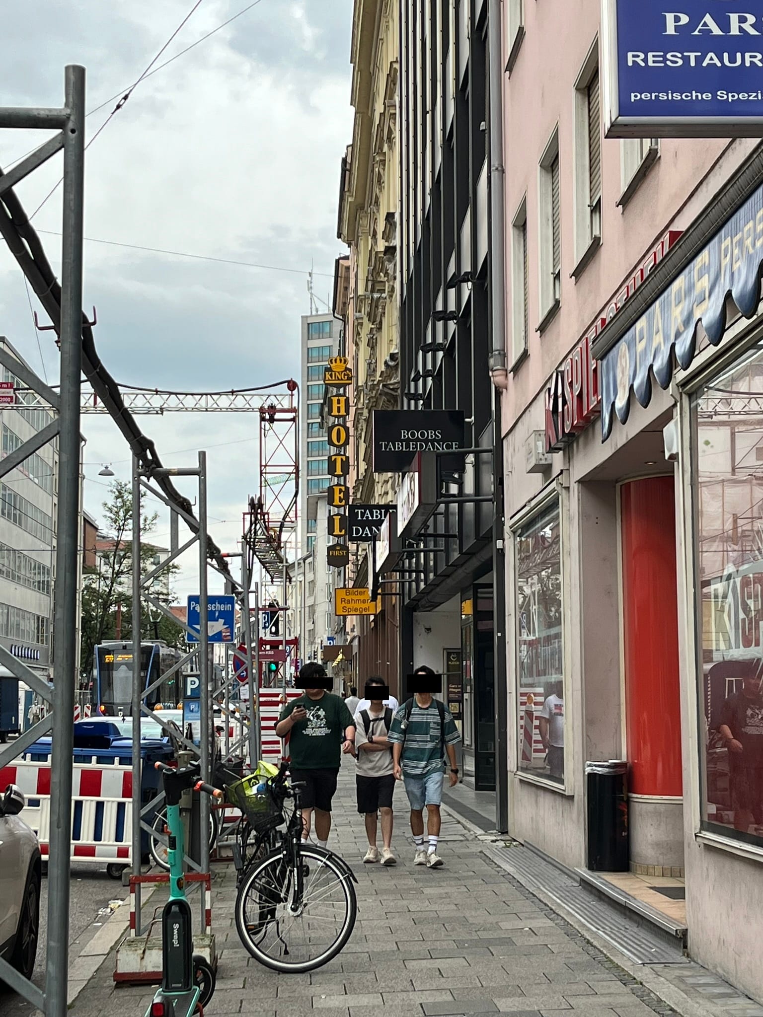 A Solo Traveller’s First Impressions of Munich